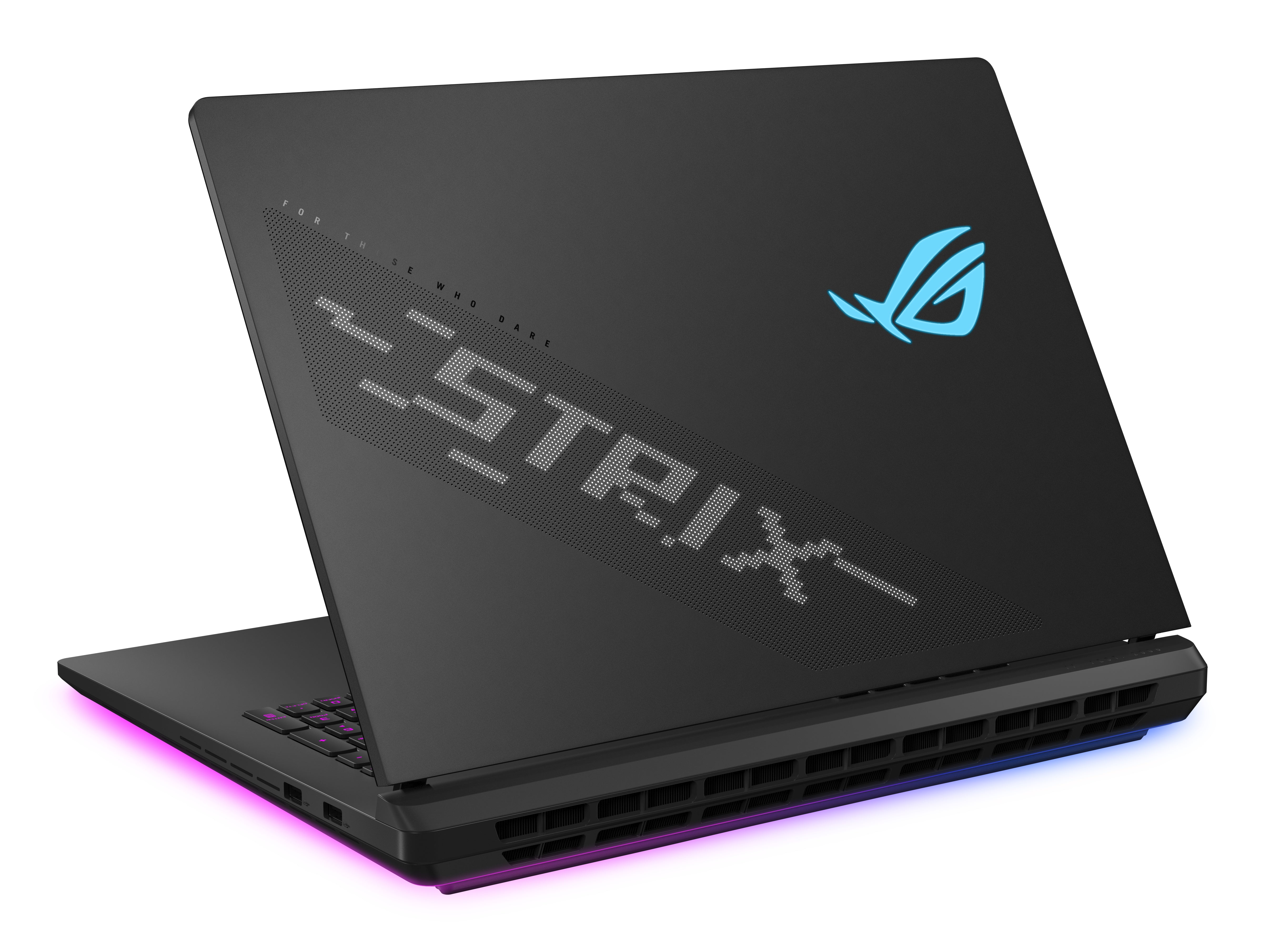 Asus ROG Strix SCAR 18 — sistema de refrigeração e saídas de ar
